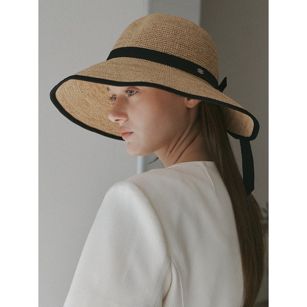 Black ribbon raffia floppy hat