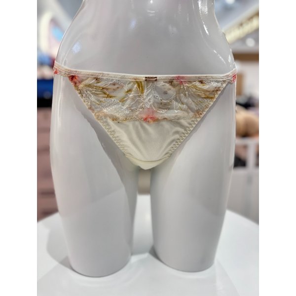 [여주점] 25SS메인 봄광고 세트 레이스 끈 티 팬티 [VPT0995T] CR