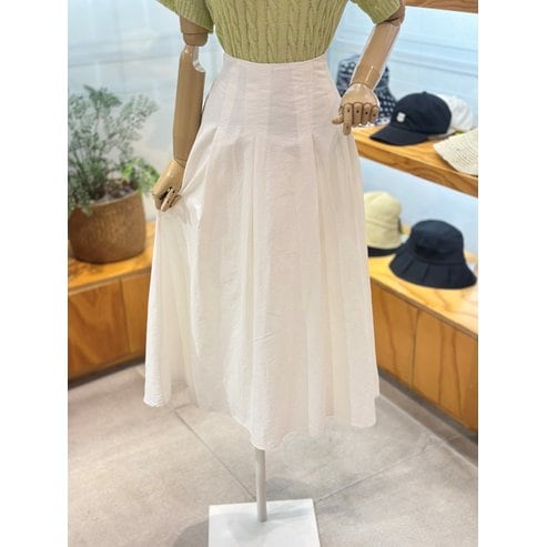 레코브 턱장식 플레어 스커트(LC41E7SK011X)