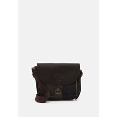 4999720 Barbour WHITLEY CROSSBODY BAG - Across body bag brown 102079497