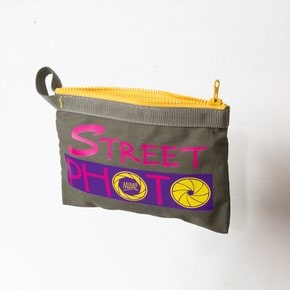 포토 프린트 캔버스 핸들 파우치   STREETPHOTO HANDLE POUCH - KHAKI