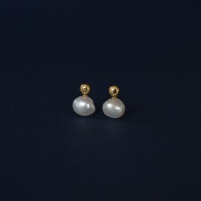 Pearl perfume earring (2024fw44)