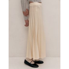 Pleats Knit Skirt Ivory (WE425UC220)