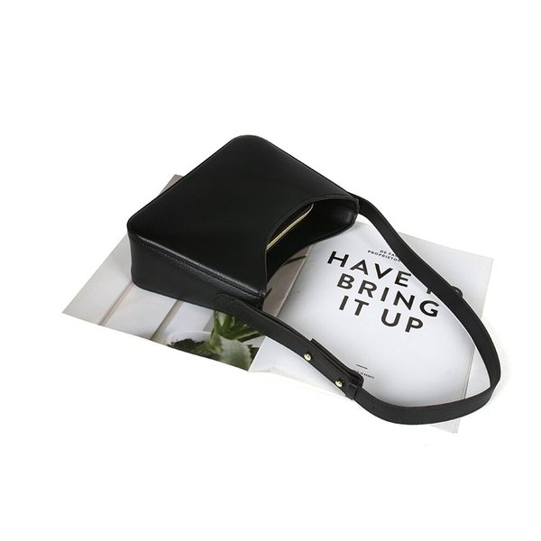 [옷자락] 여자 봄 데이트룩 벚꽃룩 심플 에코레더 분홍 숄더백