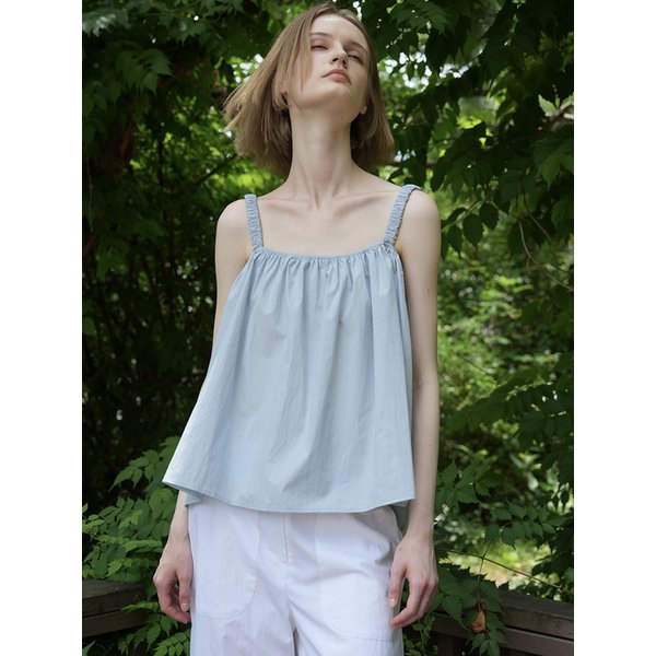 [리퍼브] BRI SLEEVELESS BANDING SHIRRING BLOUSE (SKY BLUE)
