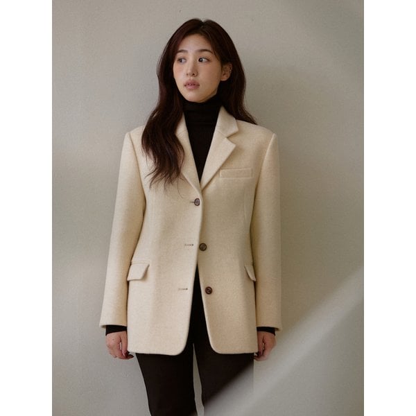 [단독] Aude Classic Jacket Butter