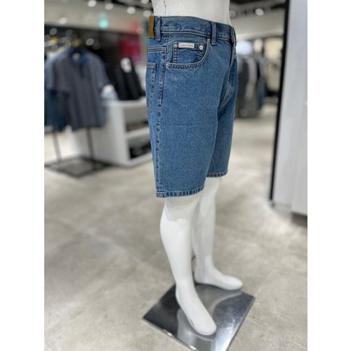 464b510ee9061ba6c2e6.jpg