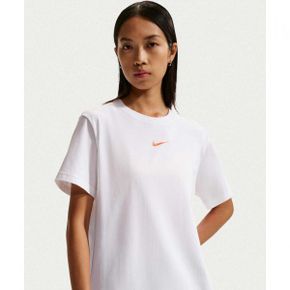 나이키 스포츠웨어 클래식 티셔츠 W - 화이트 IR7561-100