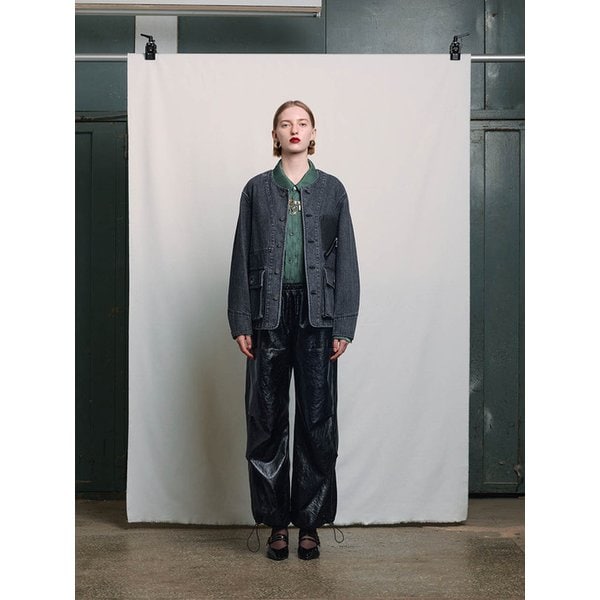 BLACK SHADOW POCKET CREWNECK DENIM WORKER JACKET