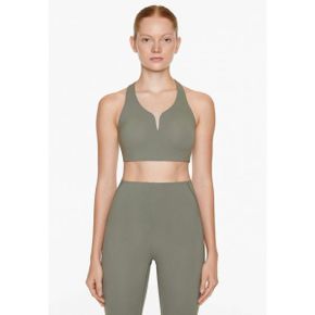 5063668 OYSHO COMPRESSIVE - Medium support sports bra khaki