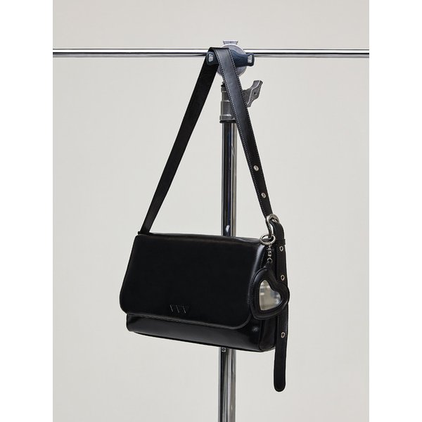 [리퍼브] 하트 미러 패딩 숄더 크로스 백 _ 블랙