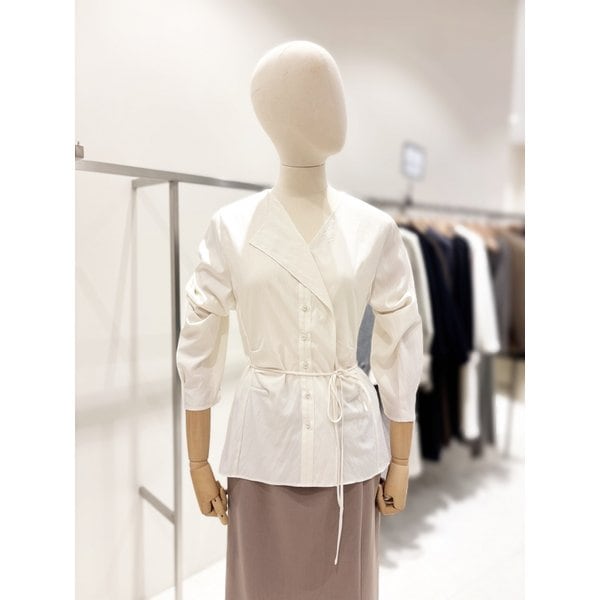 [부산점] 사이드 셔링 벨티드 블라우스 (NJW6MB309)