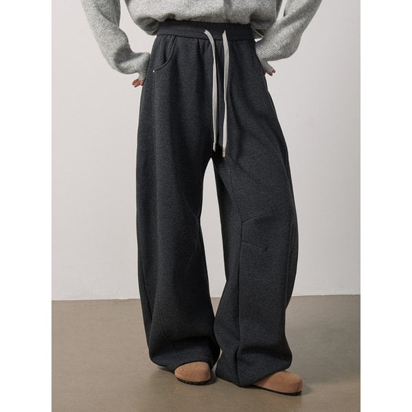 아르망 커브드 기모 조거 팬츠 UBNA_P0003