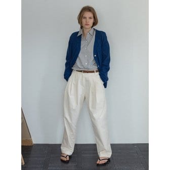 시엔느 [2차] Maho Tuck Pants (Ecru)