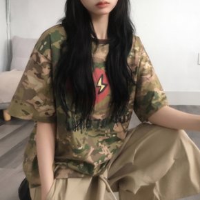 홍대 카모플라쥬 하트 번개 나염 박스 반팔티