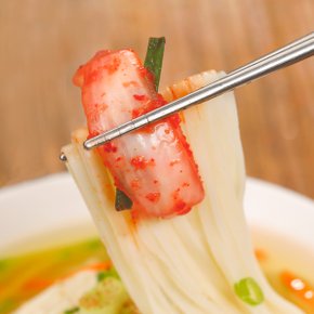 국산 양파 김치 1kg/팩