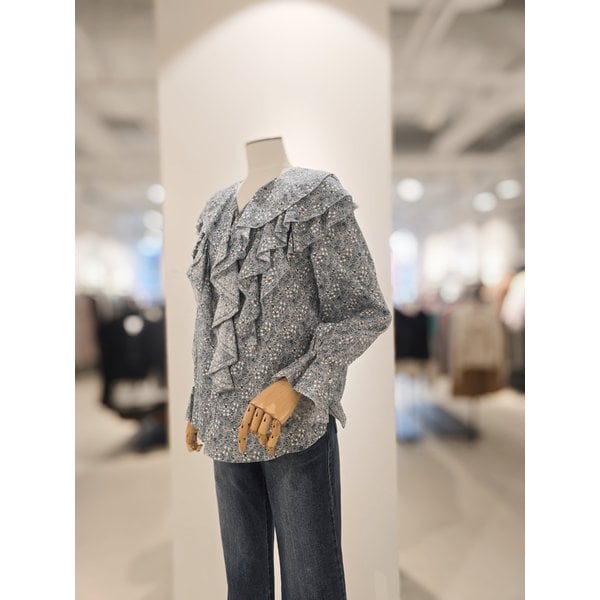 [파주점] [더아이잗컬렉션]로맨틱 러플 와이드 칼라 프릴 블라우스 CR3A0BL941