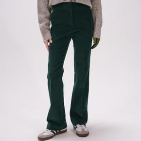 [마르디메르크디악티프]  CORDUROY SLIM FIT BOOT CUT PANTS_DEEP GREEN IVORY/ AFK33VPT002DGIV