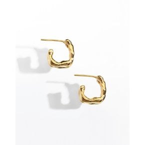 FLUME HOOP EARRINGS 골드 귀걸이