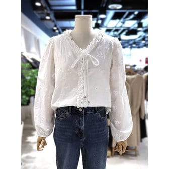 플라스틱아일랜드 [파주점] 브이넥 레이스 블라우스 PS7XA3B1