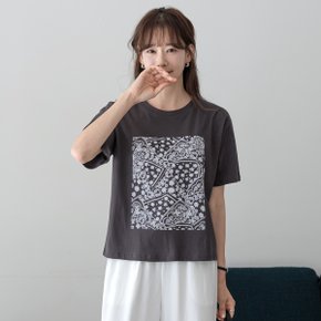 나브 페이즐리 반팔 티셔츠