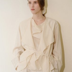 킨더살몬 Karin Sheer Blouse White-Hued