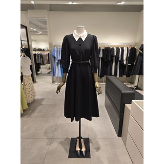 지고트 [파주점] 플리티드 배색 칼라 원피스 JP8A0OP333