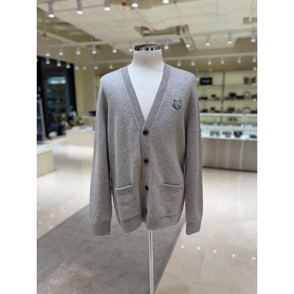 [부산점] 남성 볼드 폭스 헤드 패치 울 브이넥 가디건 NM00506KT1006-H120