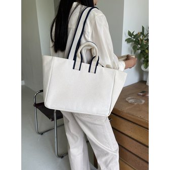 언폴드 Two-tone strap bag (ivory)