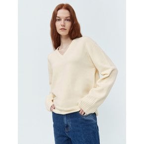 Whole Garment V-neck Wool Knit (Ivory)