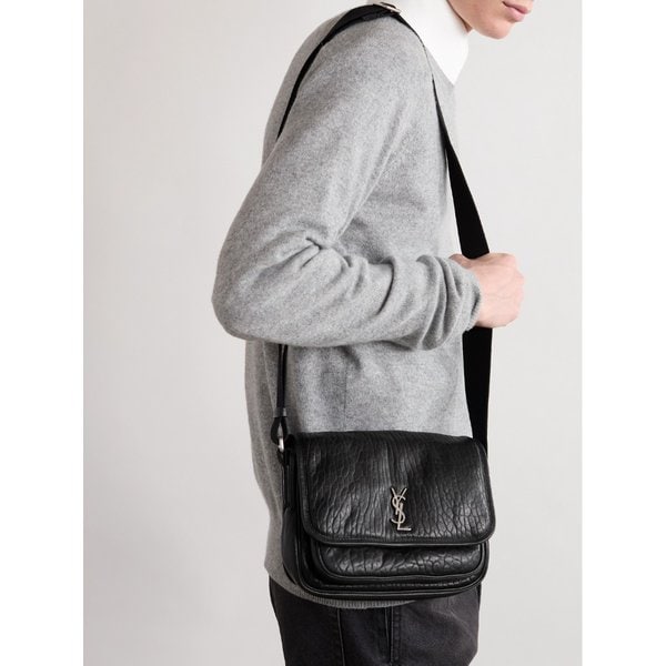 니키 스몰 로고 아플리케 텍스처 가죽 메신저 백 1647597346036195