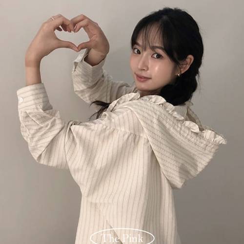 더핑크 / 히몽 오버핏 스트라이프 버튼 프릴 후드 셔츠