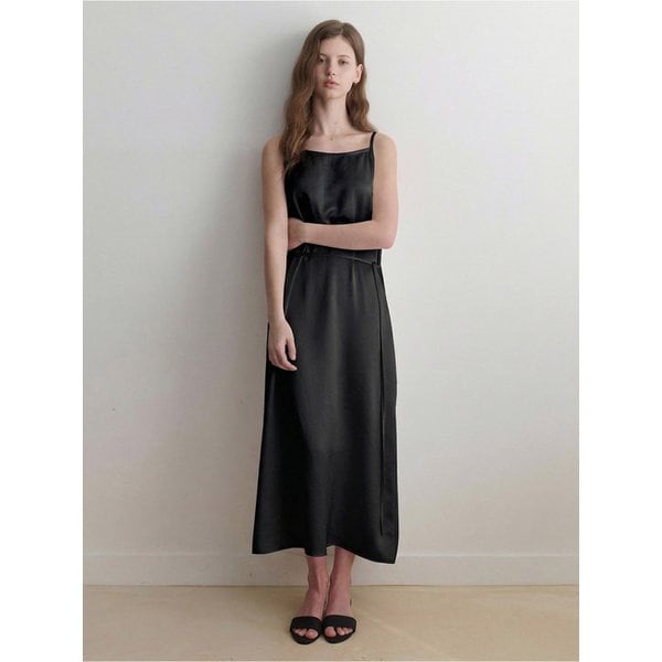 les satin one-piece (black)