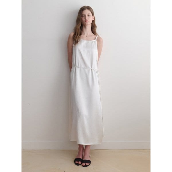 les satin one-piece (black)