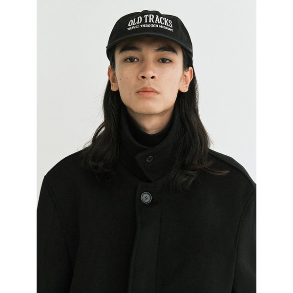 Old tracks 6panel cap (black)