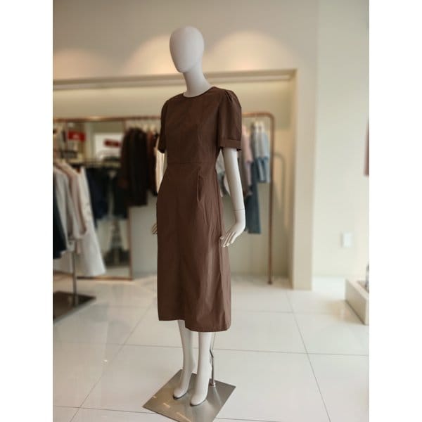 [여주점] 씨씨콜렉트 라운드넥퍼프소매원피스 E262pse166