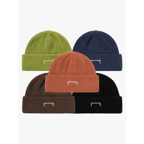 ESSENTIAL BEANIE (4 Colors)