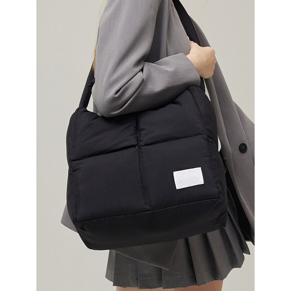 [리퍼브] 스퀘어 퀼팅 토트 크로스백 _ 블랙