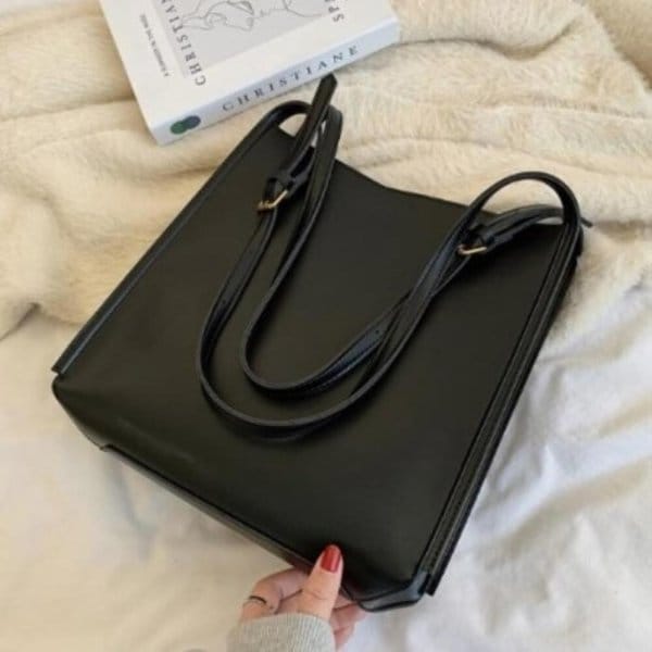 [옷자락] 여성 모던 사각형 데일리 오피스 출근 스타일 고급 숄더 토트백