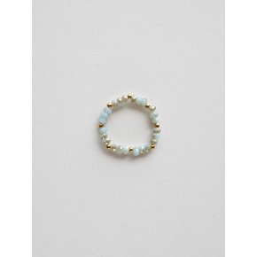 Shining vintage mint crystal ring