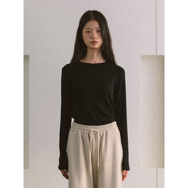 Wool Round T-Shirt (Black)