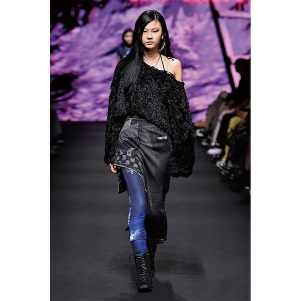 25FW KHJ LOGO GRAPHICS  LEGGINGS