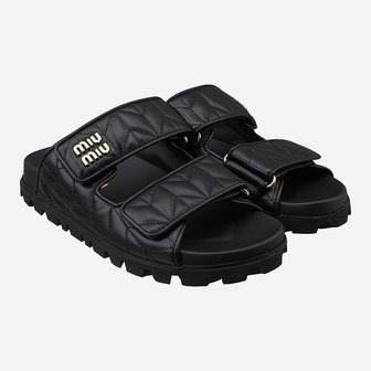 미우미우 [시흥점] 6S 5XX640 88T F0002 마테라쎄 나파 레더 슬라이드 블랙