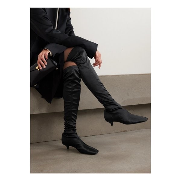 새틴 니 부츠 블랙 46376663162874228