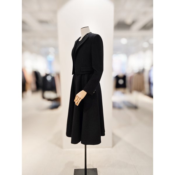 [파주점] [더아이잗컬렉션]트위드 플레어 원피스 + 자케 세트 CS2B0OP221