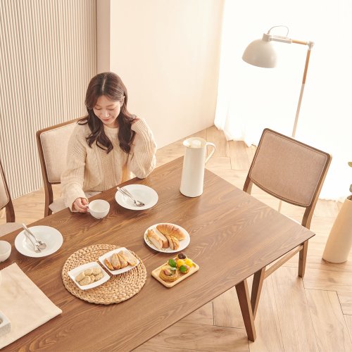 더홈 4인용 원목 식탁 세트 (테이블+의자4ea)