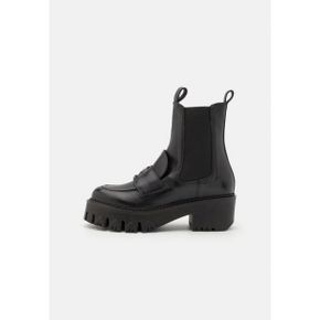 4312483 Patrizia Pepe Platform ankle boots - nero