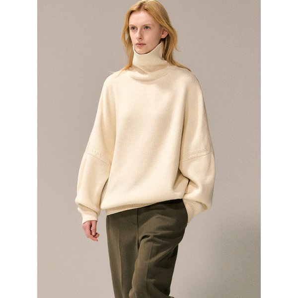 오버사이즈 드롭 숄더 울 터틀넥 스웨터 (cream)