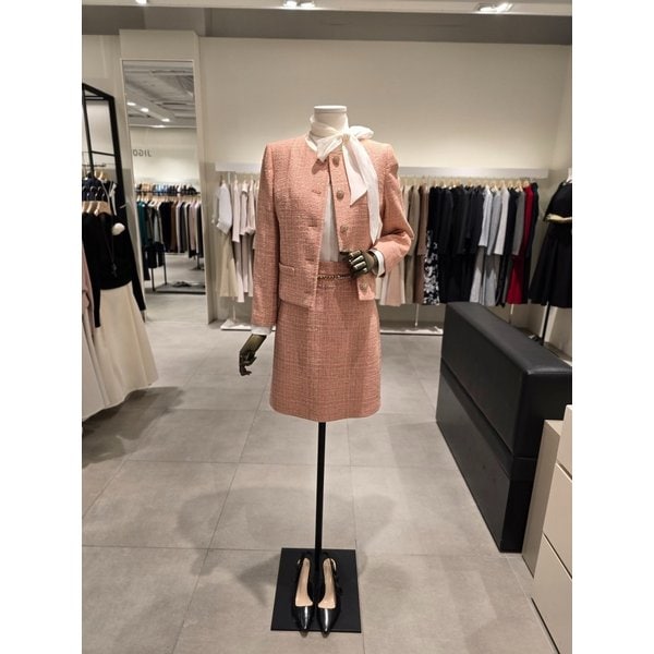 [파주점] 세트 노칼라 트위드 자켓 + 체인 A라인 스커트 JR3A0JK151,JR3A0SK151