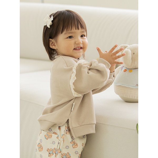 언제나 그렇게 어여쁘게 - 유아 프릴 맨투맨